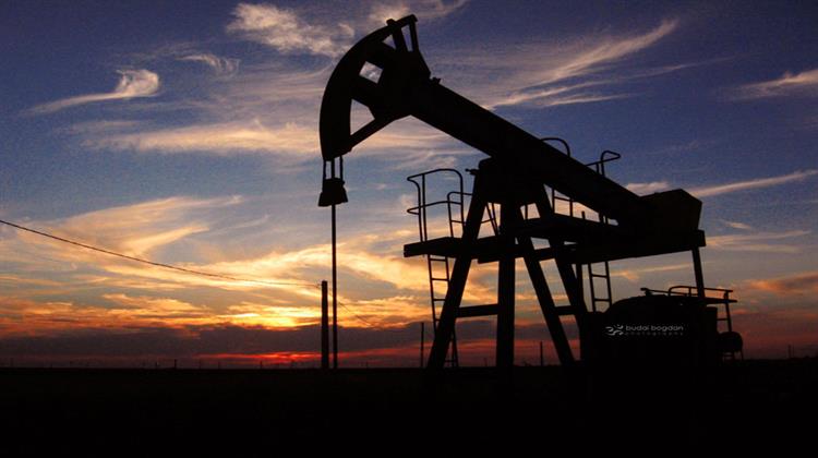 Η Μείωση της Τιμής Πετρελαίου «Βάζει Φωτιά» στις Πετρελαιοβιομηχανίες