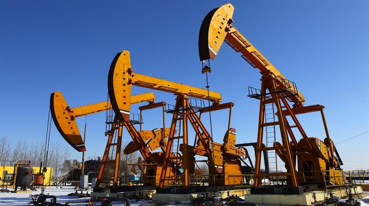 Αγορά Πετρελαίου: Ρευστοποιήσεις Κερδών Μετά το Ράλι 5%