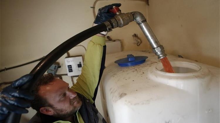 Πετρέλαιο Θέρμανσης: «Παράθυρο» για Μέτρα Στήριξης των Νοικοκυριών με Χαμηλά Εισοδήματα