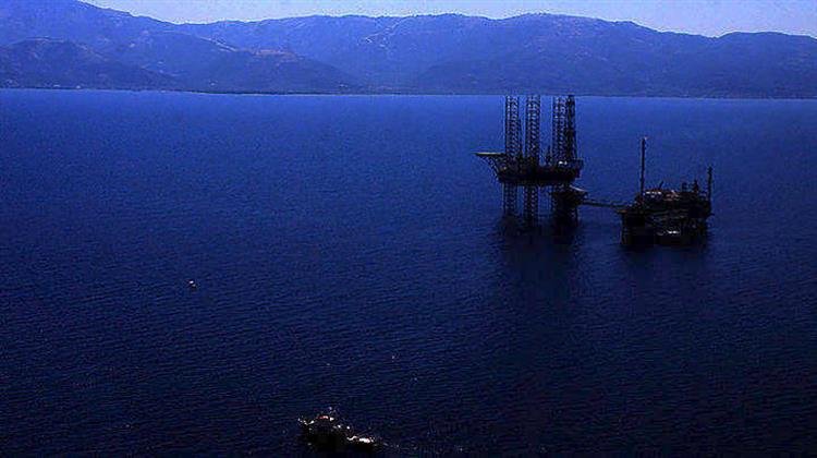«Η Ελλάδα Ψάχνει για Πετρέλαιο και Αέριο στο Βυθό της Θάλασσας», Τονίζει Βελγική Εφημερίδα
