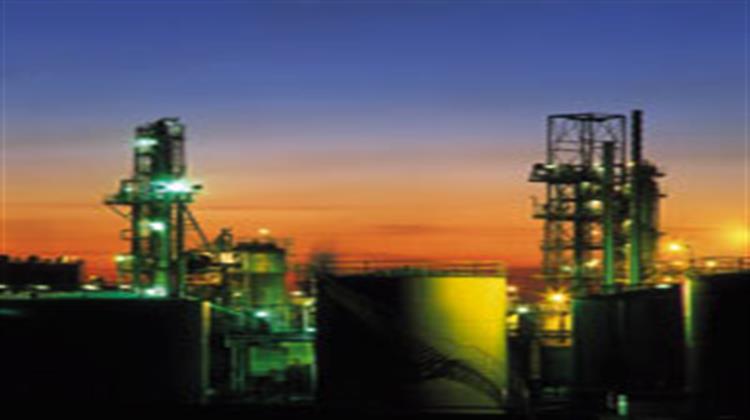 Iran Refining Capacity To Hit 3.3 Mln B/D By 2012 - Report