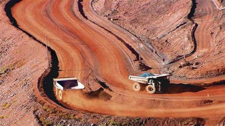 Iron Ore Derivative Traders Bet on ‘Tipping Point’