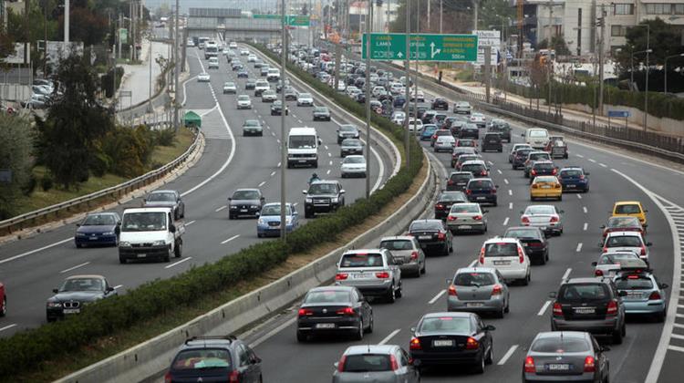 Κατατέθηκε στη Βουλή η Τροπολογία του ΥΠΟΙΚ για τα Τέλη Κυκλοφορίας ΙΧ με το Μήνα