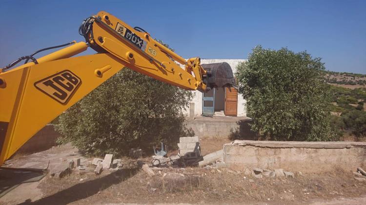 Συνεχίζονται οι Κατεδαφίσεις Αυθαιρέτων σε Μαραθώνα – Διονύσου