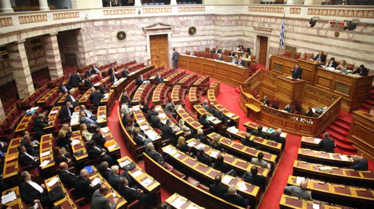 ‘Μετωπική’ Κυβέρνησης – Αντιπολίτευσης στη Βουλή για τις Συμβάσεις Υδρογονανθράκων