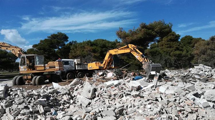 ΥΠΕΝ: Προκήρυξη Διαγωνισμού για Κατεδάφιση Αυθαιρέτων στην Αττική