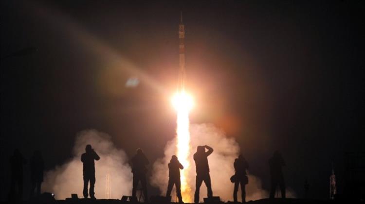 Ενέκρινε η NASA την Πρώτη Επανδρωμένη Διαστημική Αποστολή Από το 2011 - Με Πύραυλο Εταιρείας του Έλον Μασκ