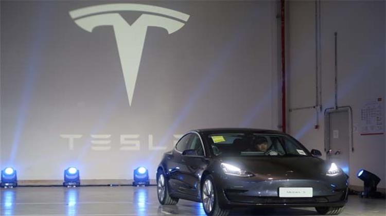 Tesla: Υποχωρεί 10% η Μετοχή, Οδηγεί σε Πτώση τα Futures του Nasdaq
