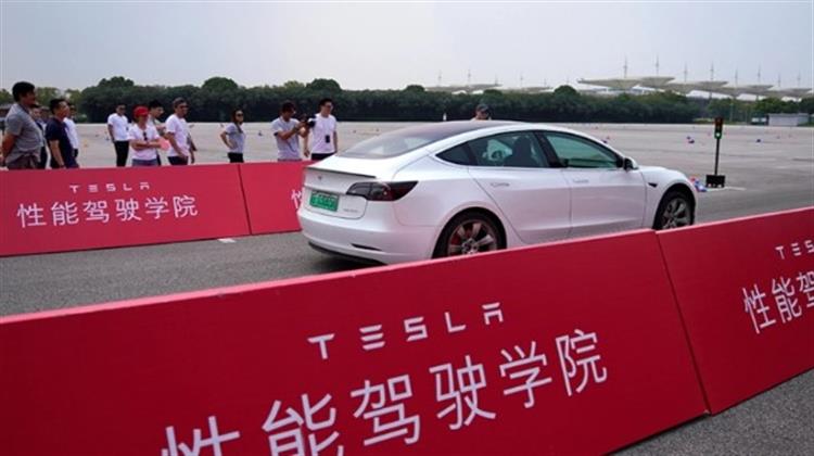 Tesla: Ανακαλεί 30.000 Oχήματα που Eξήγαγε στην Κίνα