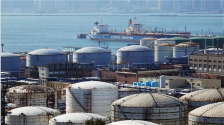 Η Κίνα Απελευθερώνει στην Αγορά Πετρέλαιο από τα Αποθέματά της για να Ρίξει τις Τιμές