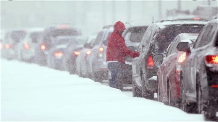 Τροφή για Σκέψη: Αν Οδηγείς Ηλεκτρικό Αυτοκίνητο σε Χιονισμένο Μποτιλιάρισμα