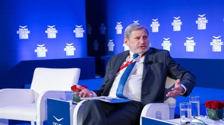 Delphi Economic Forum-Johannes Hahn: Σήμερα Εκταμιεύτηκαν τα Πρώτα 3,55 δισ. προς την Ελλάδα από το Ταμείο Ανάκαμψης