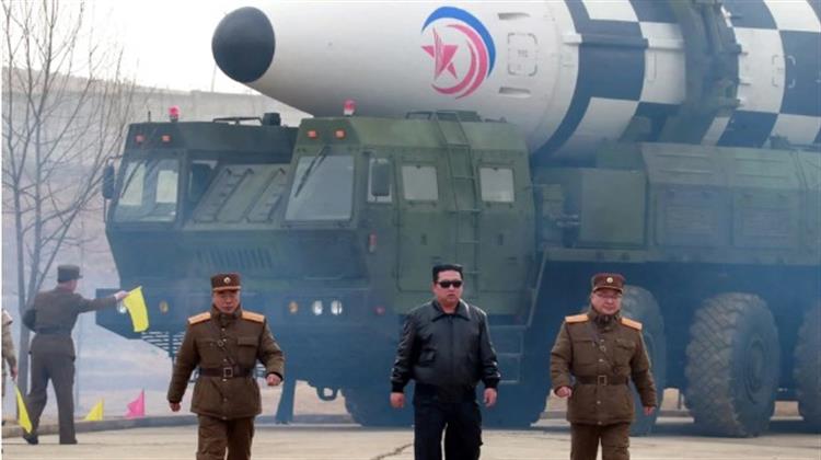 Κιμ Γιονγκ Ουν Σχεδιάζει να «Ενισχύσει και να Αναπτύξει» το Πυρηνικό Οπλοστάσιο της Β. Κορέας