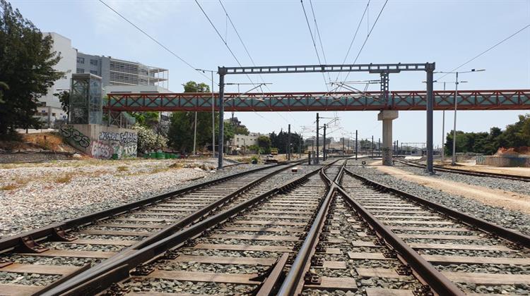 Σιδηροδρομική Γραμμή Βόλος-Λάρισα: Υπεγράφη η Σύμβαση για την Εγκατάσταση Συστημάτων Ηλεκτροκίνησης και Σηματοδότησής