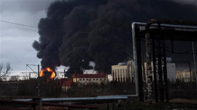 Ουκρανία: Διυλιστήριο στην Κρεμεντσούκ Χτυπήθηκε από Ρωσικούς Πυραύλους