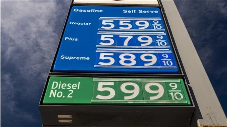 ΗΠΑ: Αντισταθμιστικά Μέτρα Υποσχέθηκε  ο πρόεδρος Μπάιντεν ως Ανακούφιση στις Υψηλές Τιμές της Βενζίνης