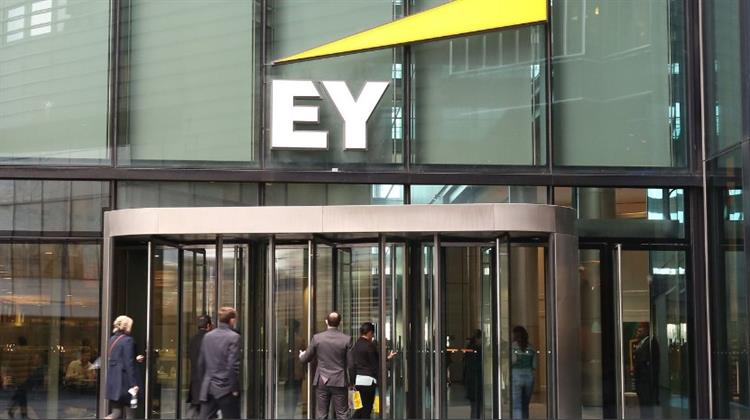 EY: Οι Έλληνες Καταναλωτές Ανήσυχοι και με Νέες Αγοραστικές Συνήθειες, σε Ενα Διαρκώς πιο Αβέβαιο Περιβάλλον