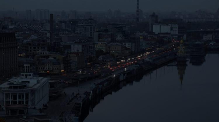 Ζελένσκι: Πάνω από 10 Εκατομμύρια Ουκρανοί Είναι Χωρίς Ηλεκτρικό Ρεύμα
