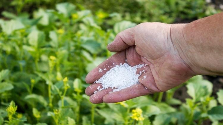 ΥΠΑΑΤ: 60 Εκατ. Ευρώ για την Ενίσχυση της Αγοράς Λιπασμάτων