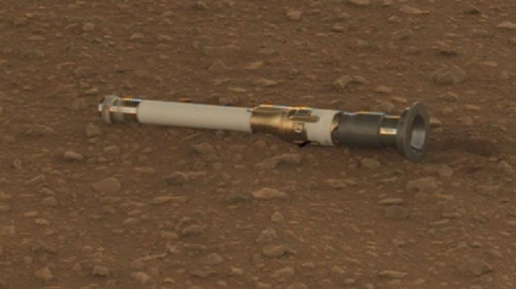 NASA: Το Perseverance Αφησε στην Επιφάνεια του Άρη το Πρώτο Δείγμα Πετρωμάτων που Προορίζονται για τη Γη