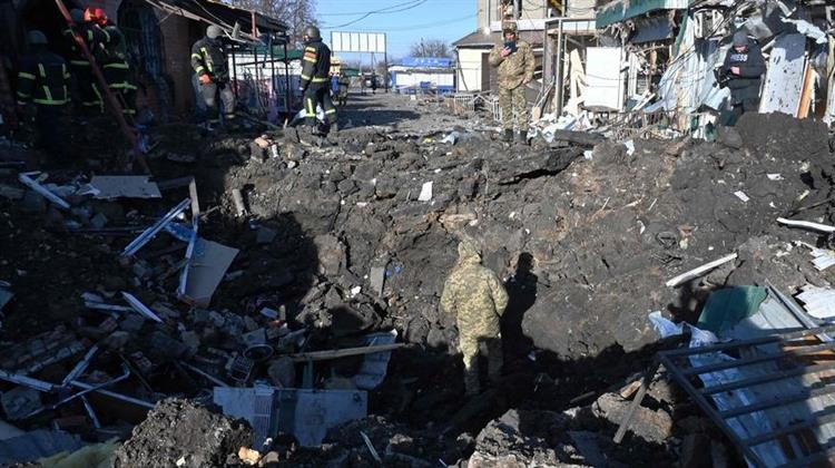 Ουκρανία: Το Λονδίνο Υποστηρίζει ότι οι Ρωσικές Δυνάμεις Ελέγχουν το Μεγαλύτερο Μέρος της Πόλης Σολεντάρ