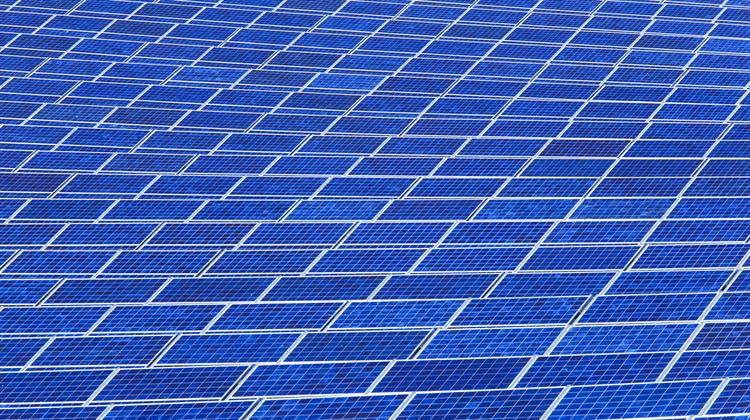 AE Solar Horizon: Ο Παγκόσμιος Ηγέτης στην Κατασκευή Ηλιακών Συλλεκτών Πρώτος Επενδυτής στη Βιομηχανική Ζώνη του Κιουστεντίλ