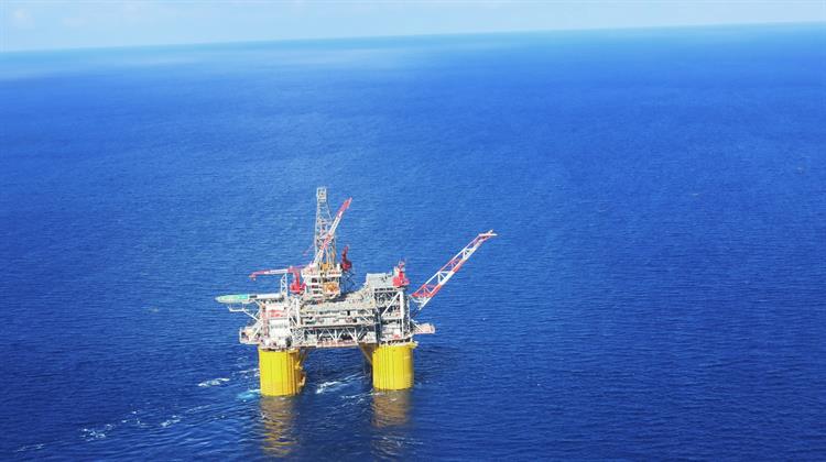 Μετά την ΒΡ και η Shell Αναθεωρεί τους Στόχους Μείωσης της Παραγωγής Πετρελαίου