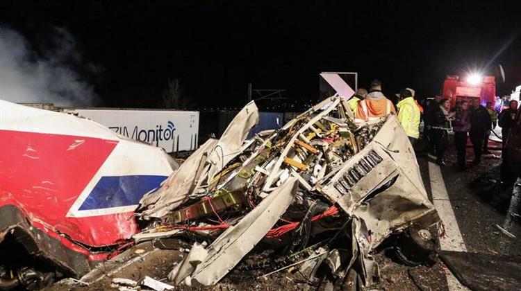 Hellenic Train: Τι Μετέφερε η Εμπορευματική Αμαξοστοιχία που Ενεπλάκη στο Δυστύχημα στα Τέμπη
