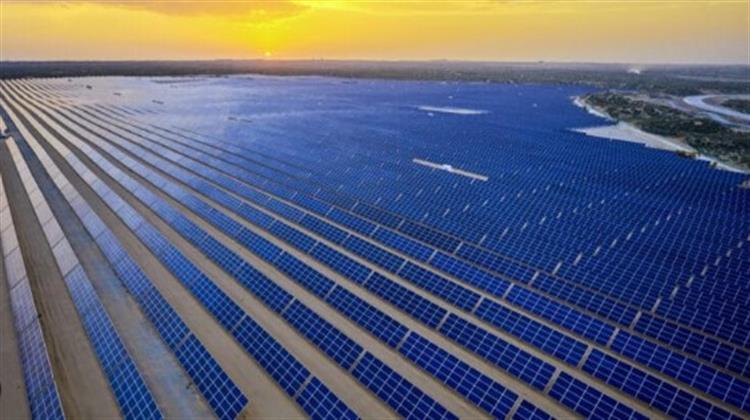Η ACWA Power Eξασφάλισε Χρηματοδότηση για Ηλιακό 200 MW στην Αίγυπτο