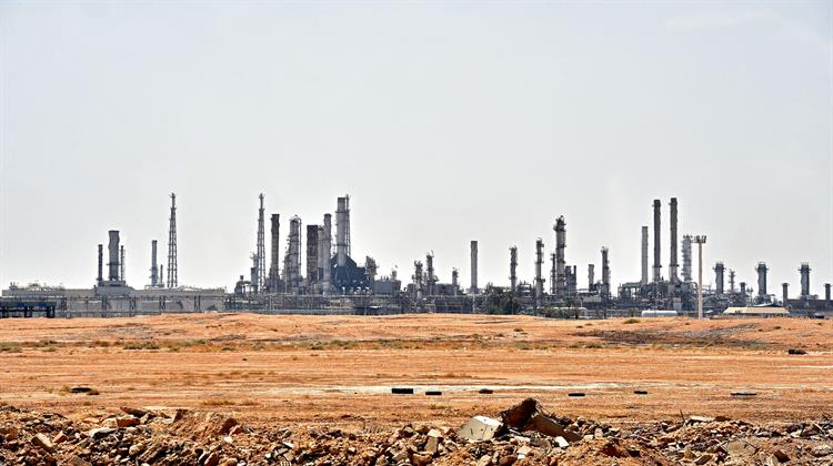 Σαουδική Αραβία: Το Φθηνότερο Πετρέλαιο Απειλεί τον Προϋπολογισμό της