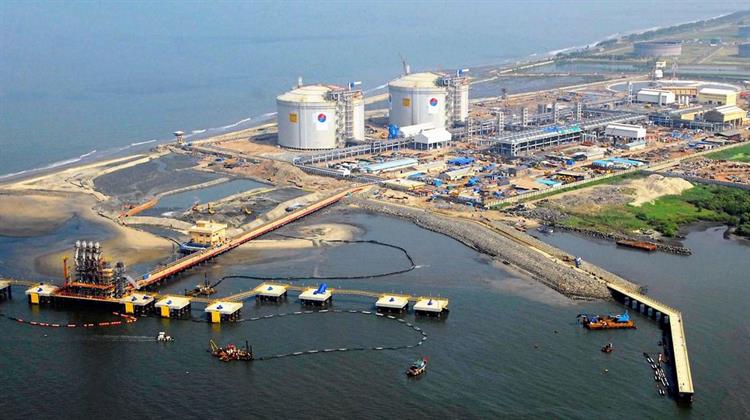 Ινδία: Μακροχρόνιες Συμφωνίες για Προμήθεια LNG Από TotalEnergies και ADNOC Gas