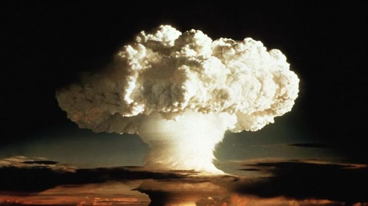 Εκατό Ιατρικές Επιθεωρήσεις Προειδοποιούν για μια «Αυξανόμενη» Πυρηνική Απειλή