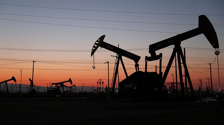 Big Oil: Επιστρατεύουν τους TikTokers για να Προσεγγίσουν τους 40άρηδες