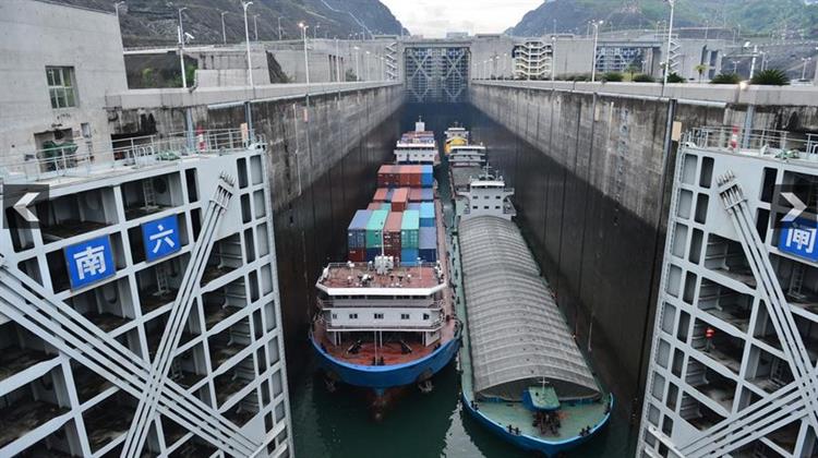 Κίνα: Aυξήθηκε 10,2%  η Μεταφορά Εμπορευμάτων με Πλοία μέσω του Φράγματος των Τριών Φαραγγιών