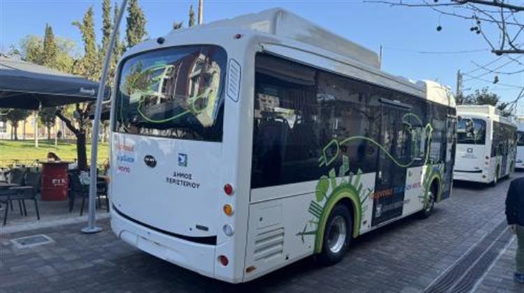 Δήμος Περιστερίου: Παρέλαβε Πέντε Ηλεκτρικά Λεωφορεία της BYD