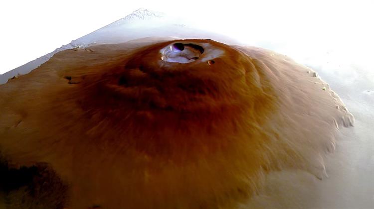 Διάστημα: Εντοπίστηκαν Λεπτά Στρώματα Παγετού στα Ηφαίστεια του Άρη
