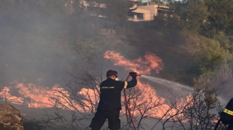 Δημόσιες Υποδομές στην Πεντέλη που Υπέστησαν Ζημιές Κατά τις Πρόσφατες Πυρκαγιές Επισκέφθηκε ο Χ. Σταϊκούρας