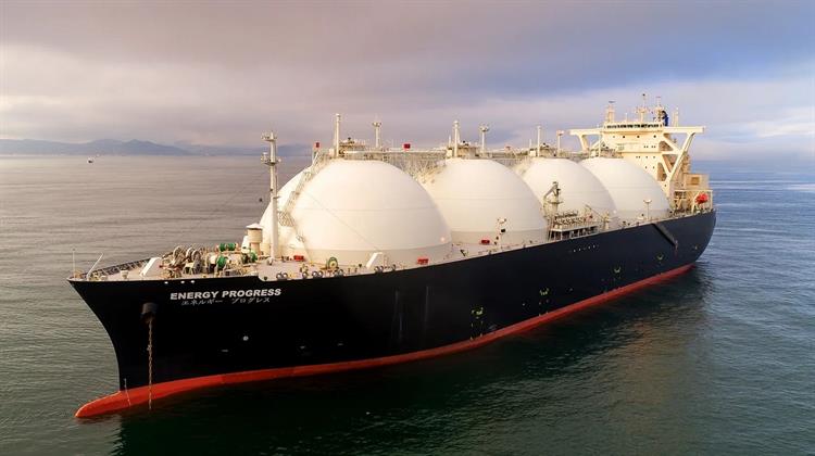 LNG: Η Υπερπροσφορά Τάνκερ Συγκρατεί τις Τιμές