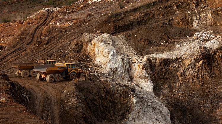 Ζελένσκι: Δεν Υπάρχει «Παρά Μία Συμφωνία-Πλαίσιο» με τις ΗΠΑ για τα Ορυκτά της Ουκρανίας