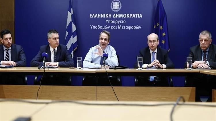 Μητσοτάκης: «Πρέπει να Κινηθούμε Πιο Γρήγορα, Αυτό Απαιτούν οι Πολίτες Από Εμάς - Έως το 2027 η Εικόνα των Μέσων Μαζικής Μεταφοράς Θα Είναι Τελείως Διαφορετική»