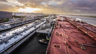 Ουρά 50 Τάνκερ στο Λιμάνι του Ρότερνταμ - Στο Φουλ οι Εγκαταστάσεις Αποθήκευσης Πετρελαίου