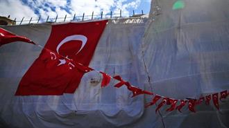 Turkey’s Recession Deepens Ahead of Local Elections