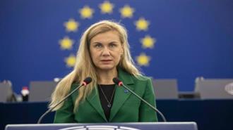 Κάντρι Σίμσον: Οι Κυρώσεις της ΕΕ θα Ελαττώσουν Σταδιακά τα Έσοδα της Ρωσίας από το Πετρέλαιο