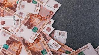 Ρούβλι: Στο Υψηλότερο Επίπεδο της Τετραετίας η Ισοτιμία με το Δολλάριο - Το Κρεμλίνο Παρακολουθεί Προσεκτικά