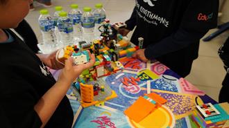 Για 6η Χρονιά “Μικροί Επιστήμονες στο Δήμο Αριστοτέλη”: Γιορτή Λήξης και Διαγωνισμός Εκπαιδευτικής Ρομποτικής με Θέμα τις Τέχνες